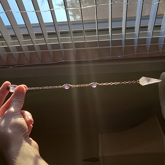 Amethyst Pendulum Crystal 🔮 - Picture 4 of 4